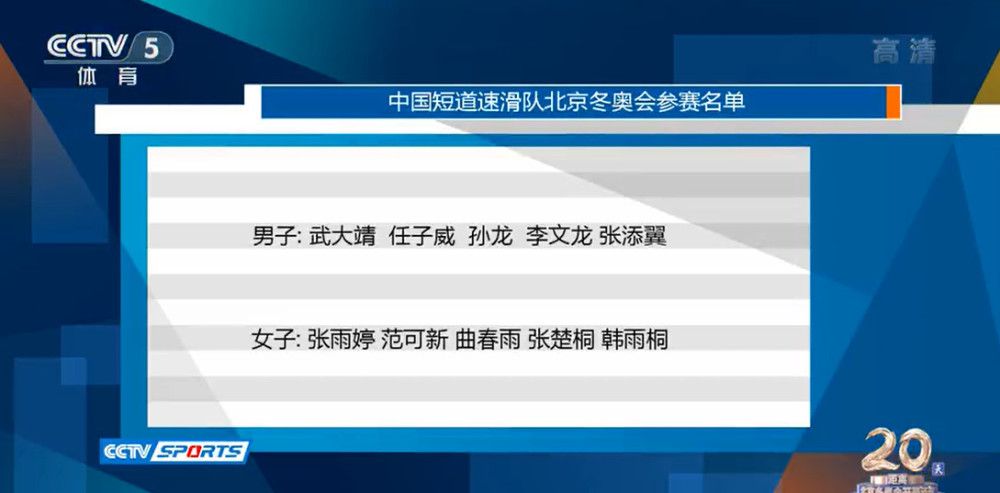 又从里面舀出两只小蟑螂来。